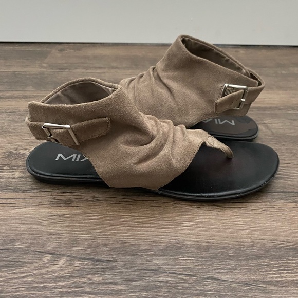 MIA | Shoes | Reserved Mia Hayat Sand Dirt Suede Thong Sandal 75 | Poshmark